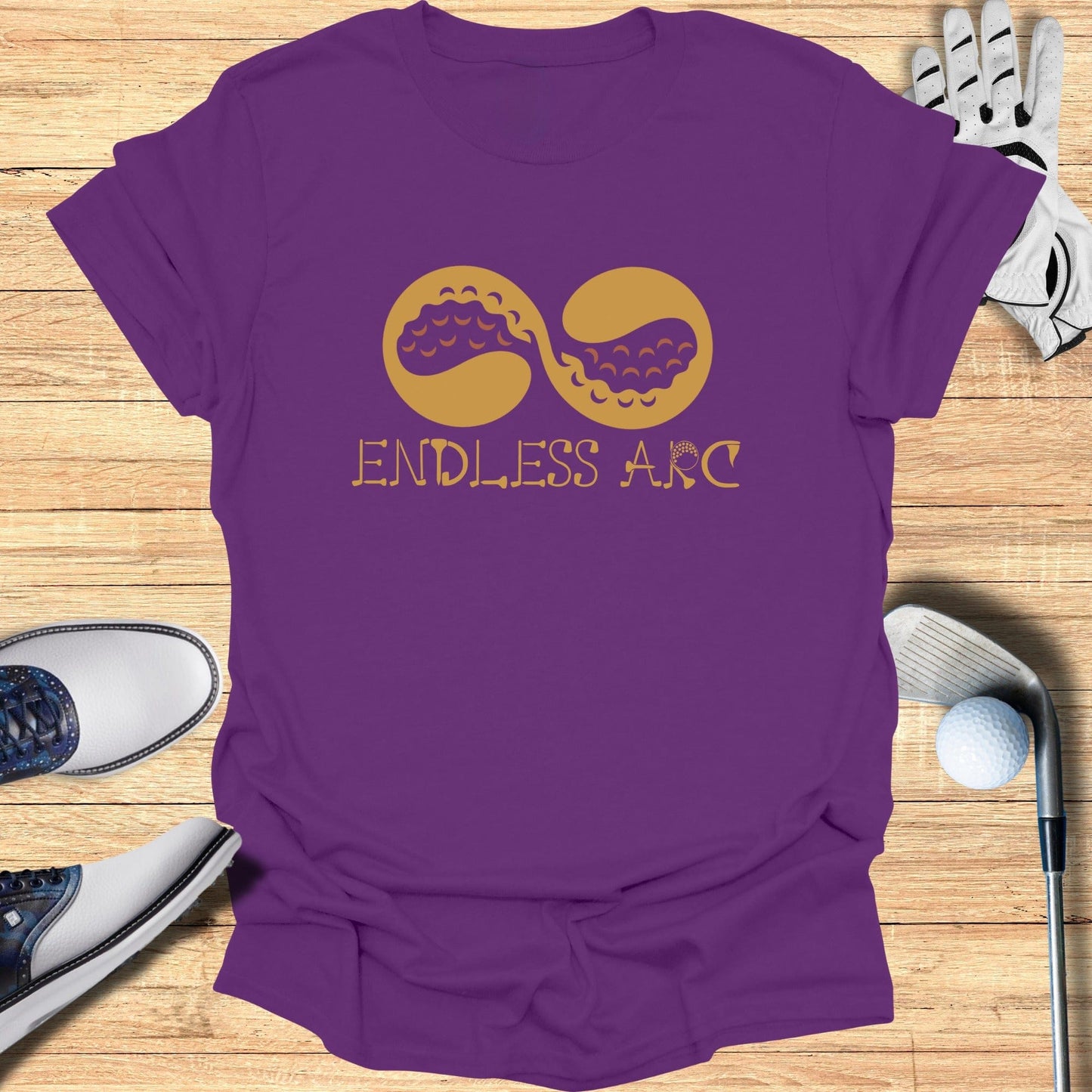 Endless Arc Graphic Tee for Golf Enthusiasts