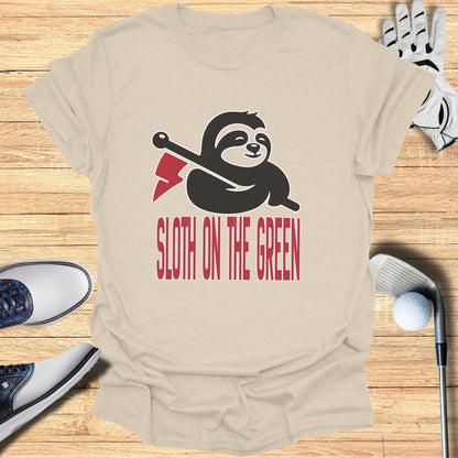 Funny Sloth on the Green Golf Themed T-shirt